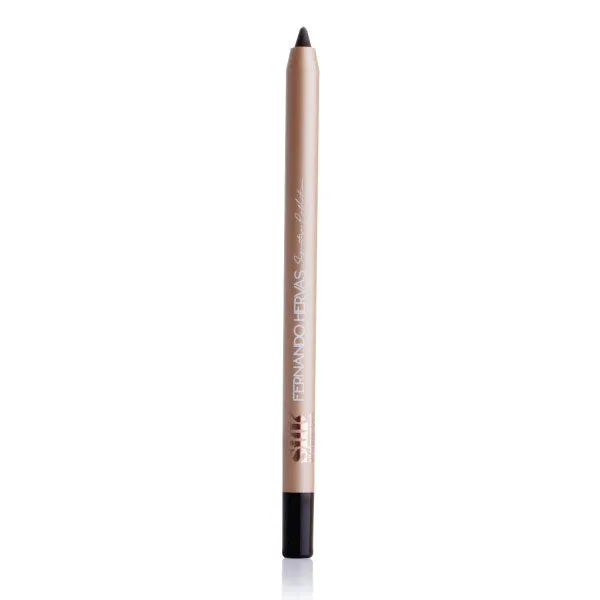Black Eyeliner - Dark As Night  | Silk x Fernando Hervas