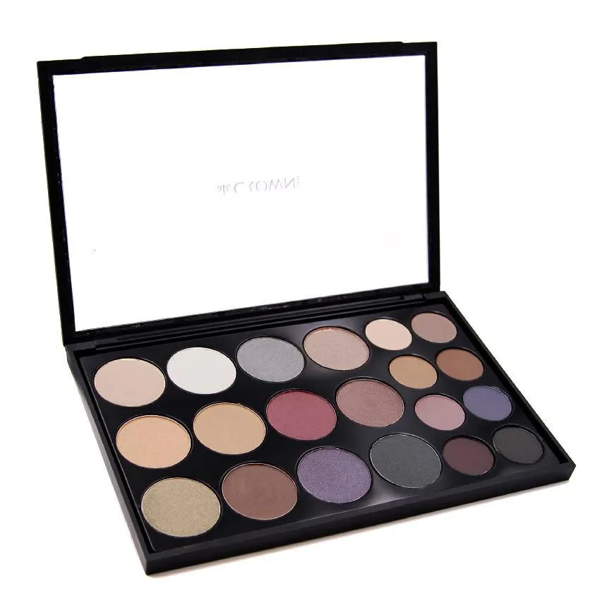 Crown Pro Eyeshadow Smoke Collection CP03
