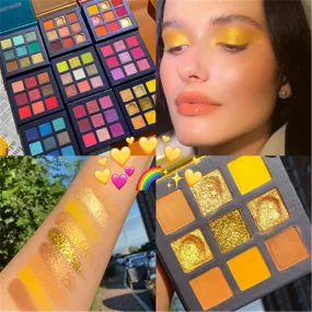 Traci K BEAUTY GLAZED Universe  Eyeshadow Palettes Holographic Universe Shiny Matte Glitter Pigment Eye Shadow Pallete Metallic Diamond Makeup Palette
